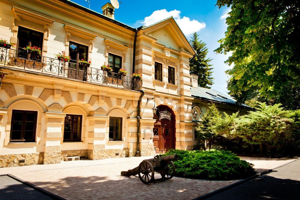 Hotel Zamek W Krasiczynie Exterior foto